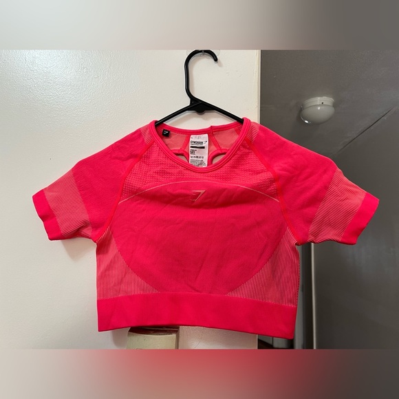Gymshark Tops - Gymshark crop top
